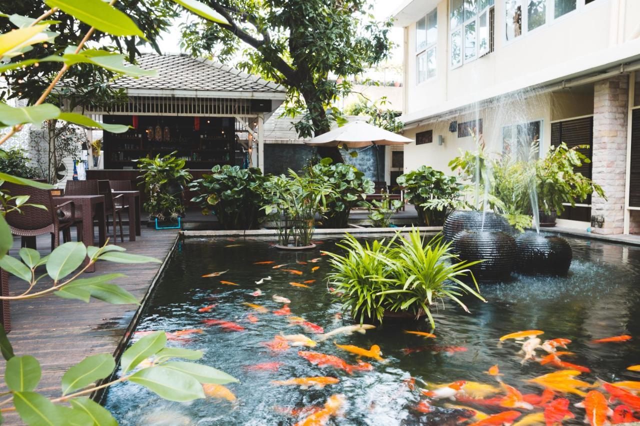 Villa Poppy House Flowers Of Old Bangkok Exterior foto